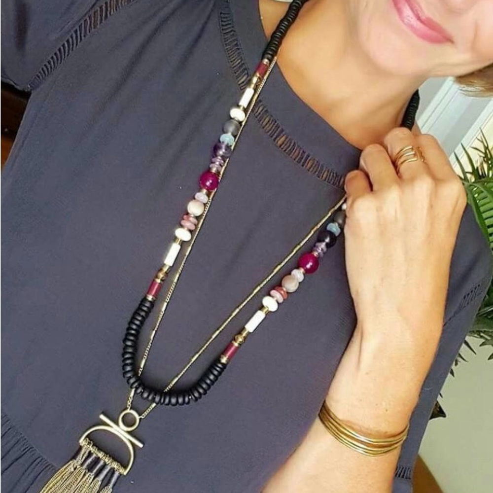 Stella & Dot Genevieve tassel necklace